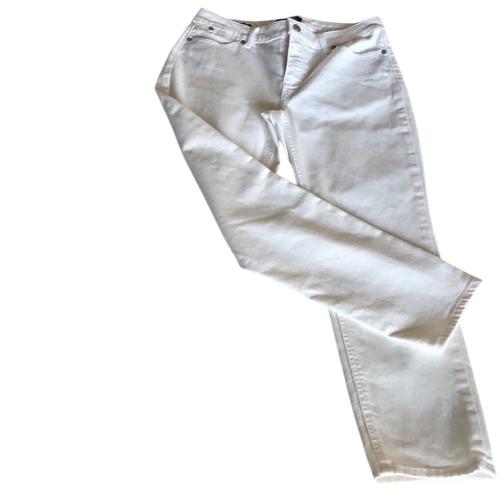 Women’s size 8P white Talbots flawless five pocket slim ankle jeans